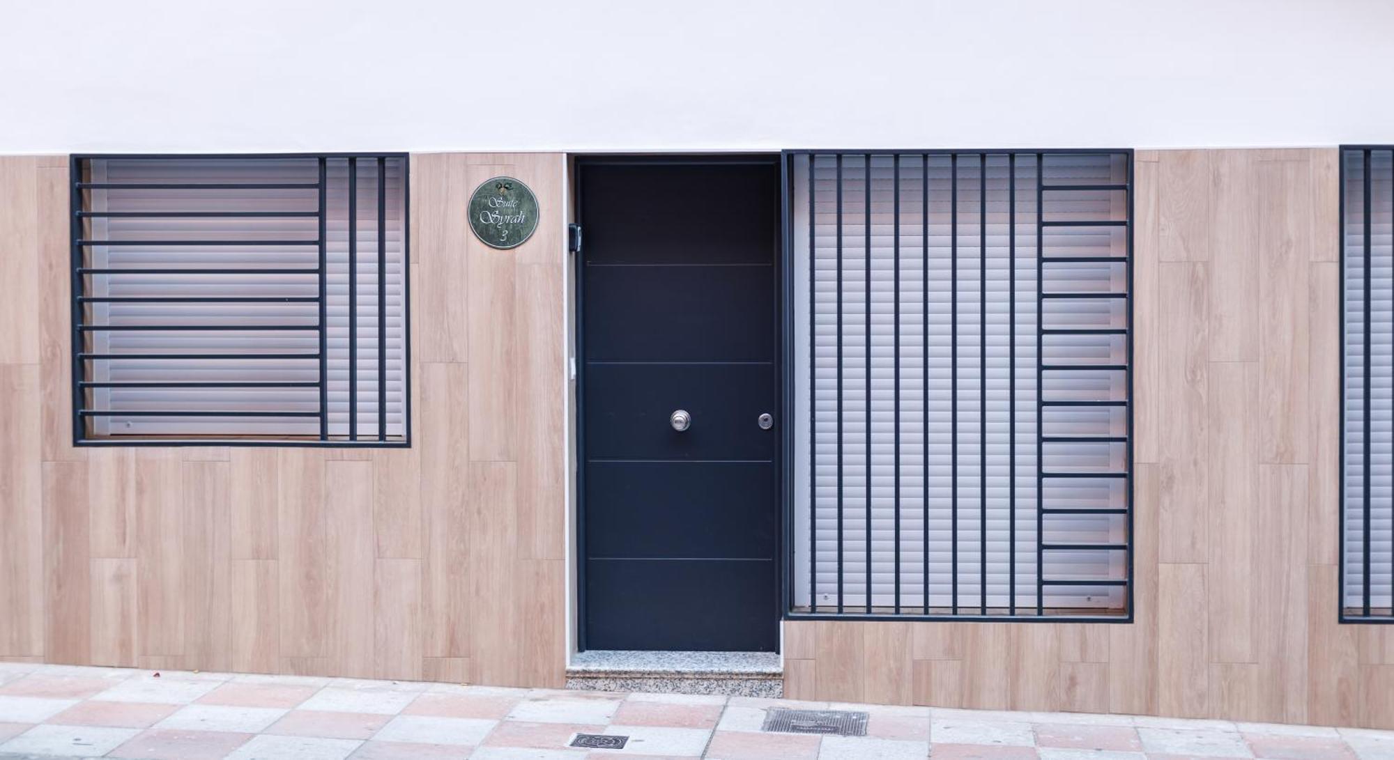 Apartamentos Luxury Suites Syrah Almendralejo Bagian luar foto